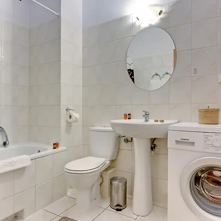 Barcelona By Renters Apartamento