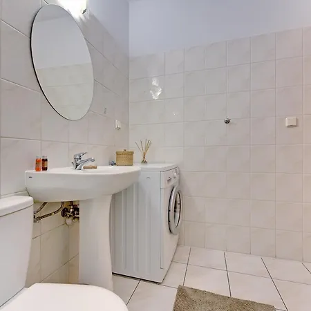 Barcelona By Renters Apartment *