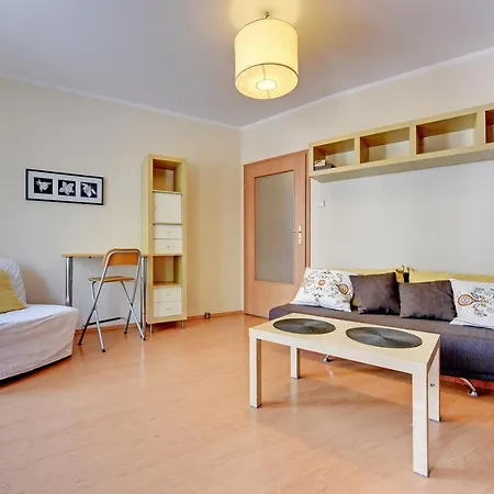 Barcelona By Renters Apartment *